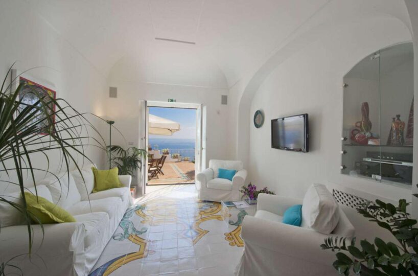 luxury villa praiano sleeps 6 (6)