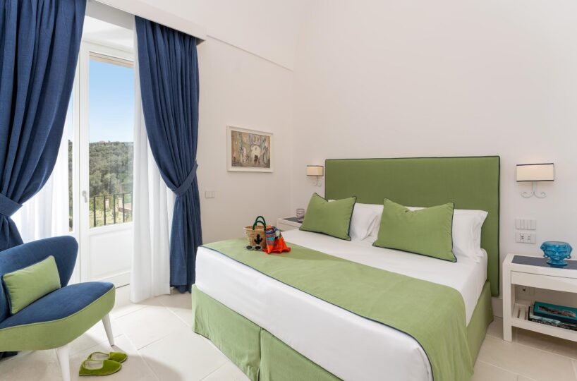massa Lubrense Villa with heated pool (27)