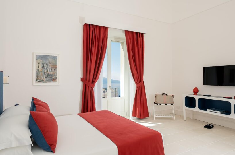 massa Lubrense Villa with heated pool (34)
